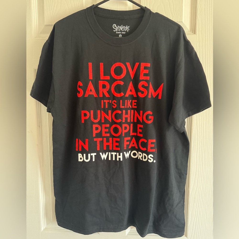Spencer’s Men’s Graphic T-Shirt Size L